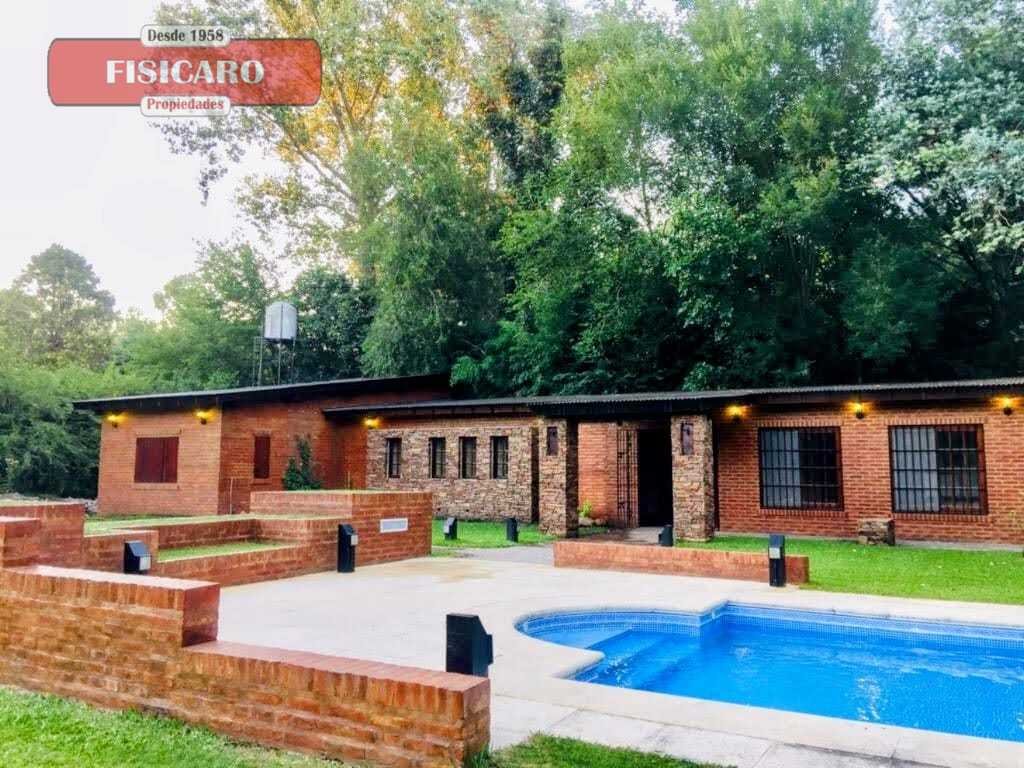 VENTA!!! Casa 4 ambtes c/piscina - En EL REMANSO