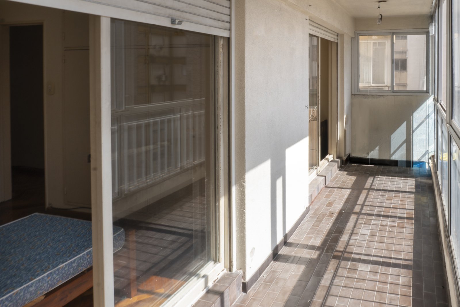 VENTA, Departamento 2 dormitiorios con cochera. En el Centro - 17
