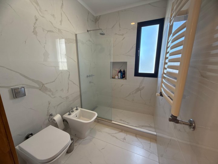 Casas - Funes - Venta