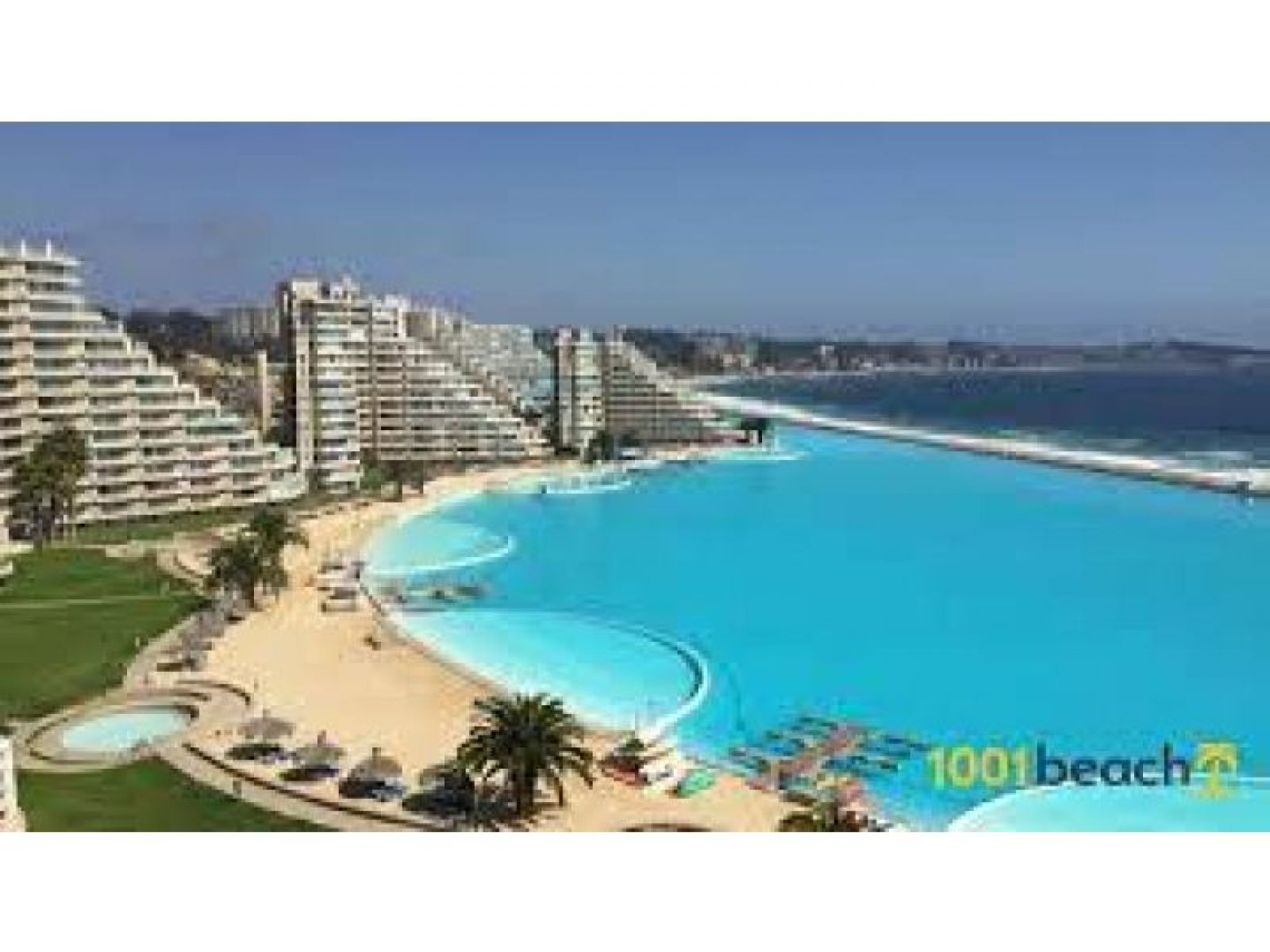San Alfonso del Mar, completamente amoblado, excelente estado. Edificio Goleta, dos estacionamientos
