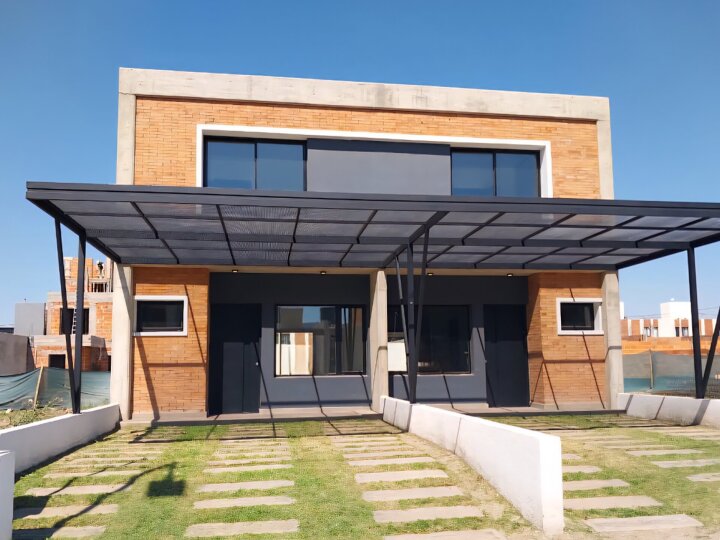 DOCTA - DÚPLEX EN VENTA