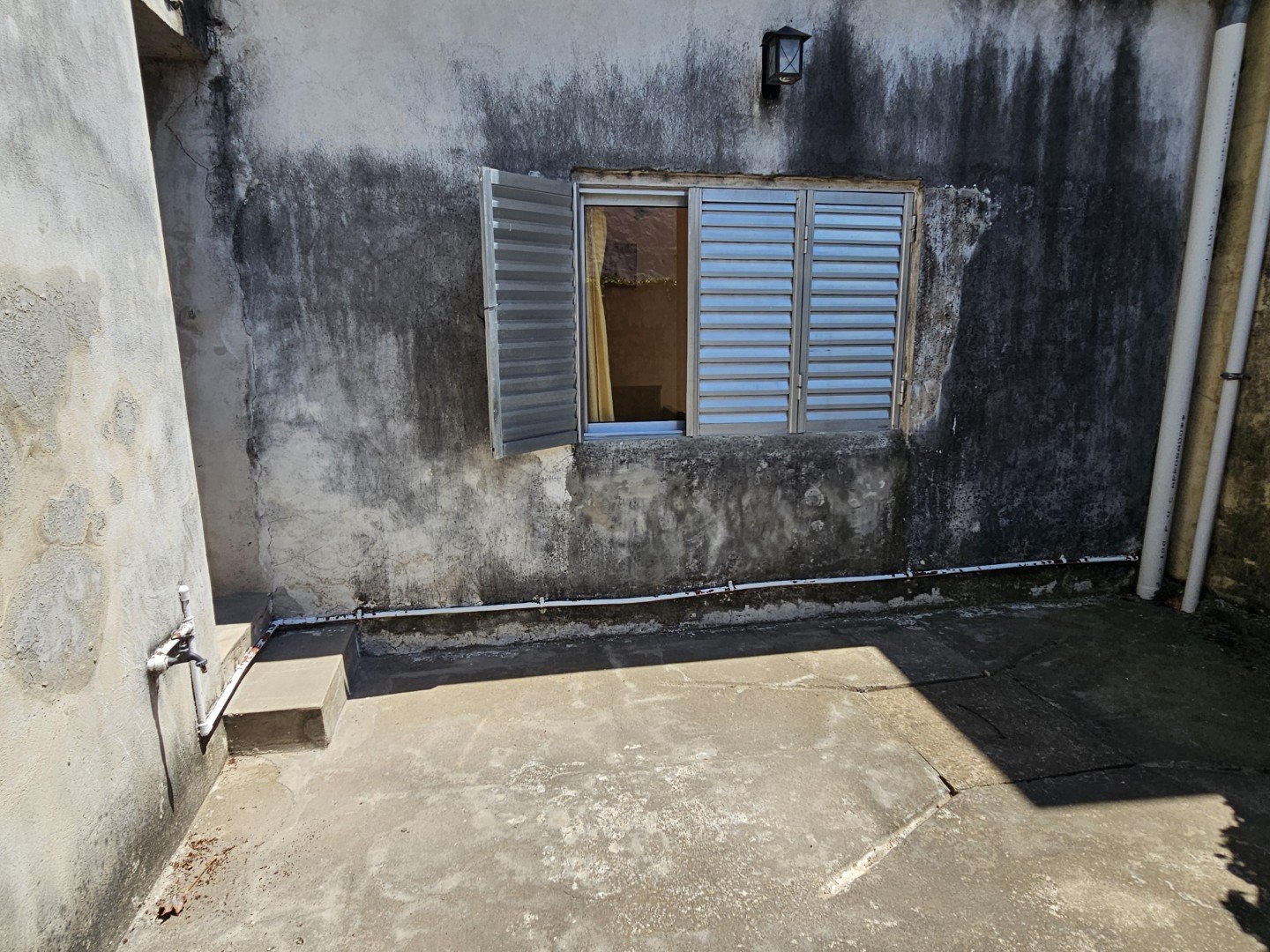 VENTA | Casa de 2 dormitorios con patio y jardín! España 337 – Victoria, Entre Ríos — foto 3