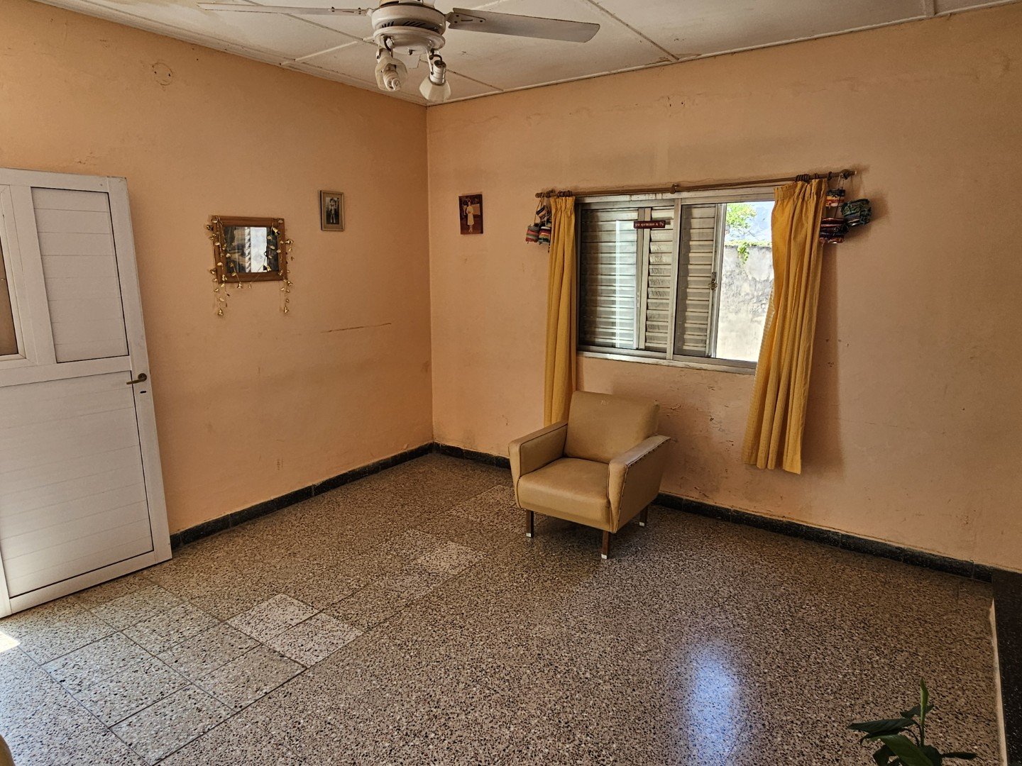 VENTA | Casa de 2 dormitorios con patio y jardín! España 337 – Victoria, Entre Ríos — foto 6