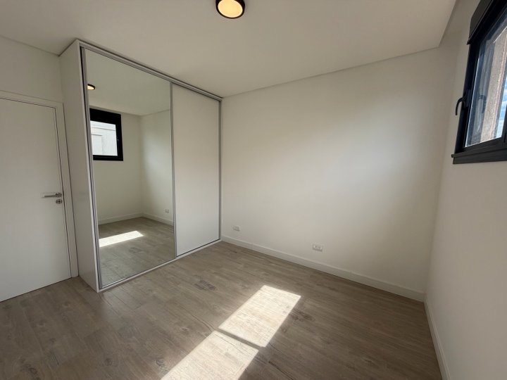 Casas - Funes - Venta