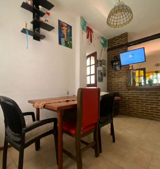 Casa 3 Dormitorios en Barrio Alberdi. Real Oportunidad. — foto 9