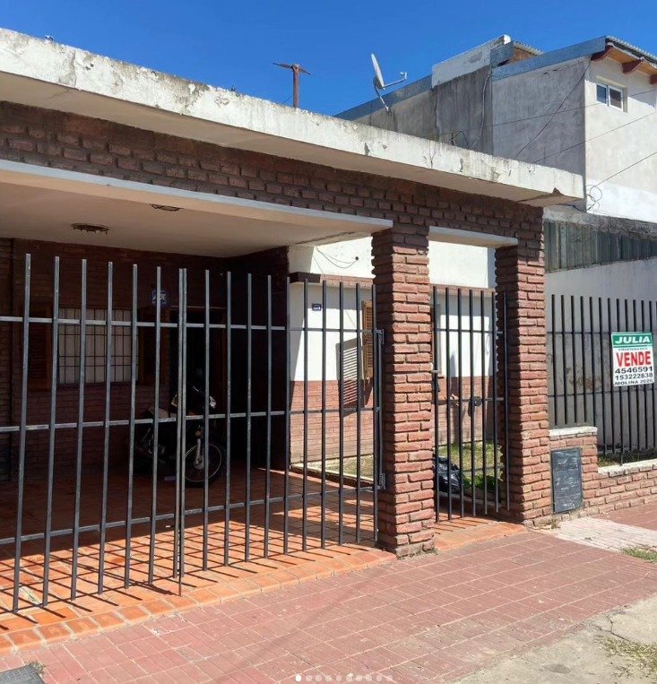 Casa 3 Dormitorios en Barrio Alberdi. Real Oportunidad. — foto 10