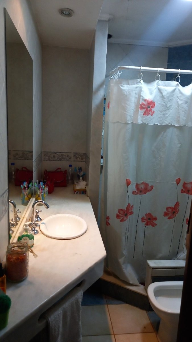 Casa 3 Dormitorios en Barrio Alberdi. Real Oportunidad. — foto 3