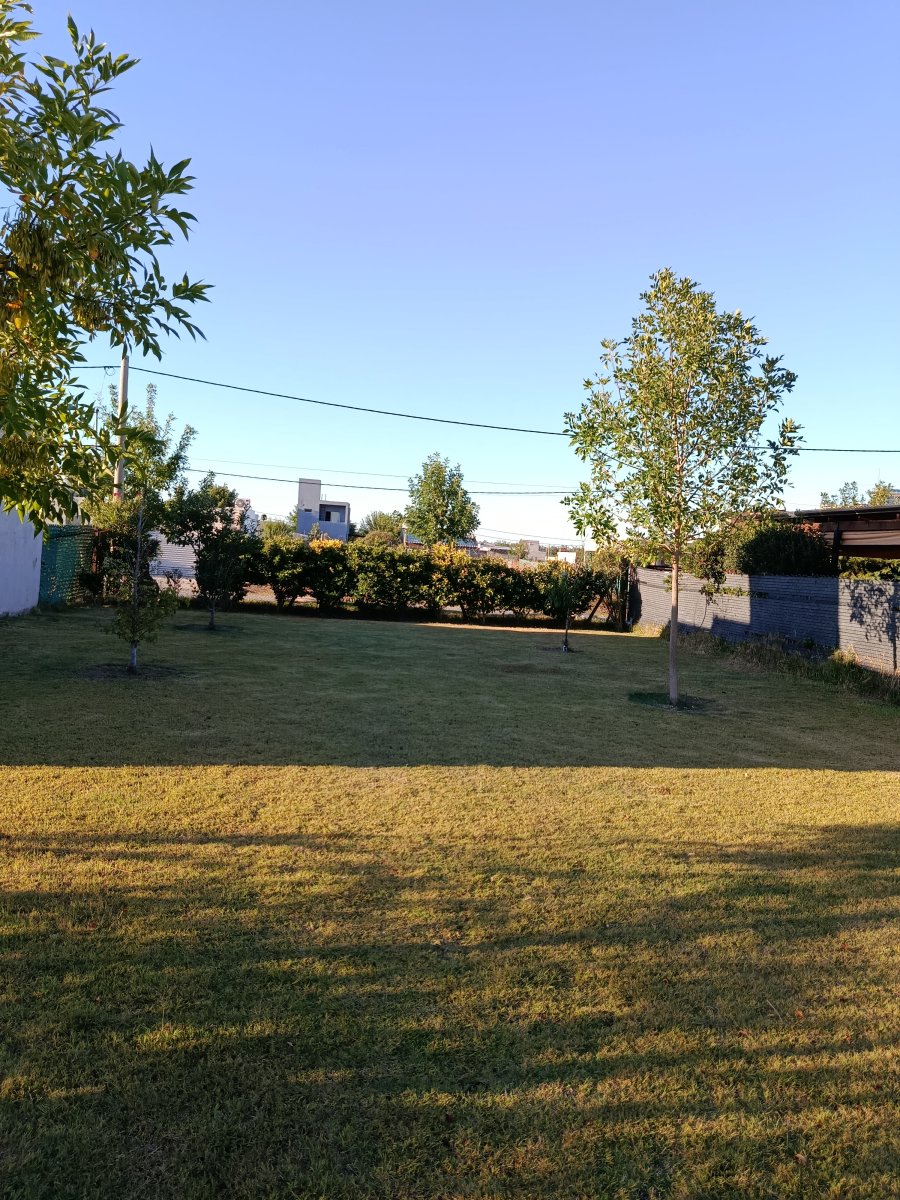 200m2 cubiertos y 600m2 de jardín para disfrutar a pleno!!! - Imagen 14