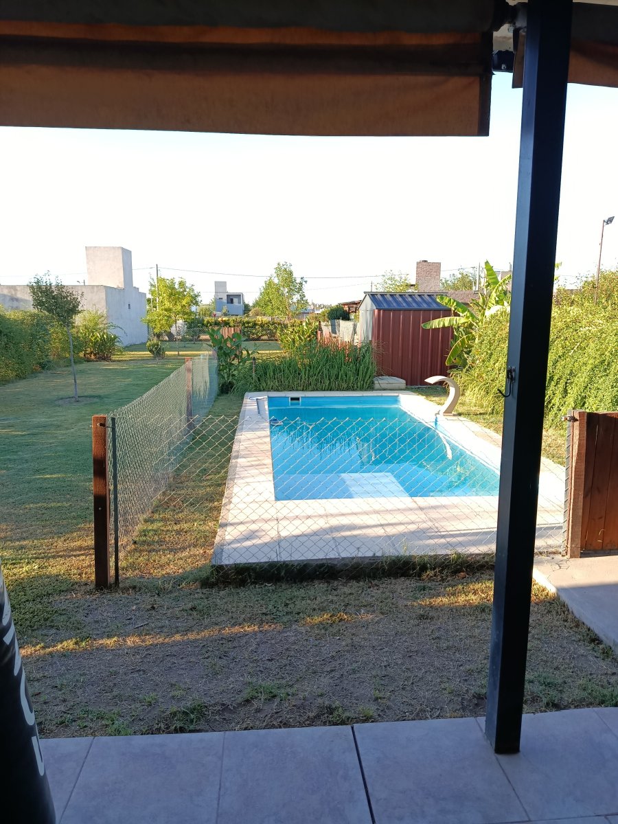 200m2 cubiertos y 600m2 de jardín para disfrutar a pleno!!! - Imagen 10