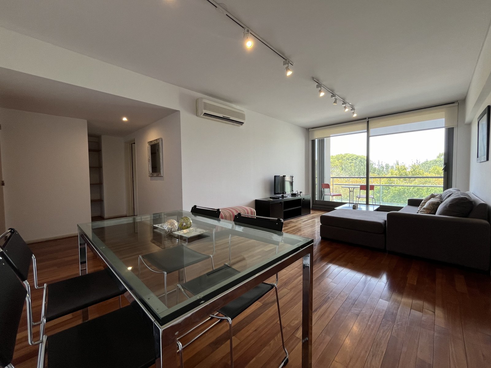 Puerto Madero, Juana Manso 1100, 2 amb, mirador 331, u$s 2,300+ luz, gas e internet . (TEMPORARIO 3 MESES MIN) — foto 7