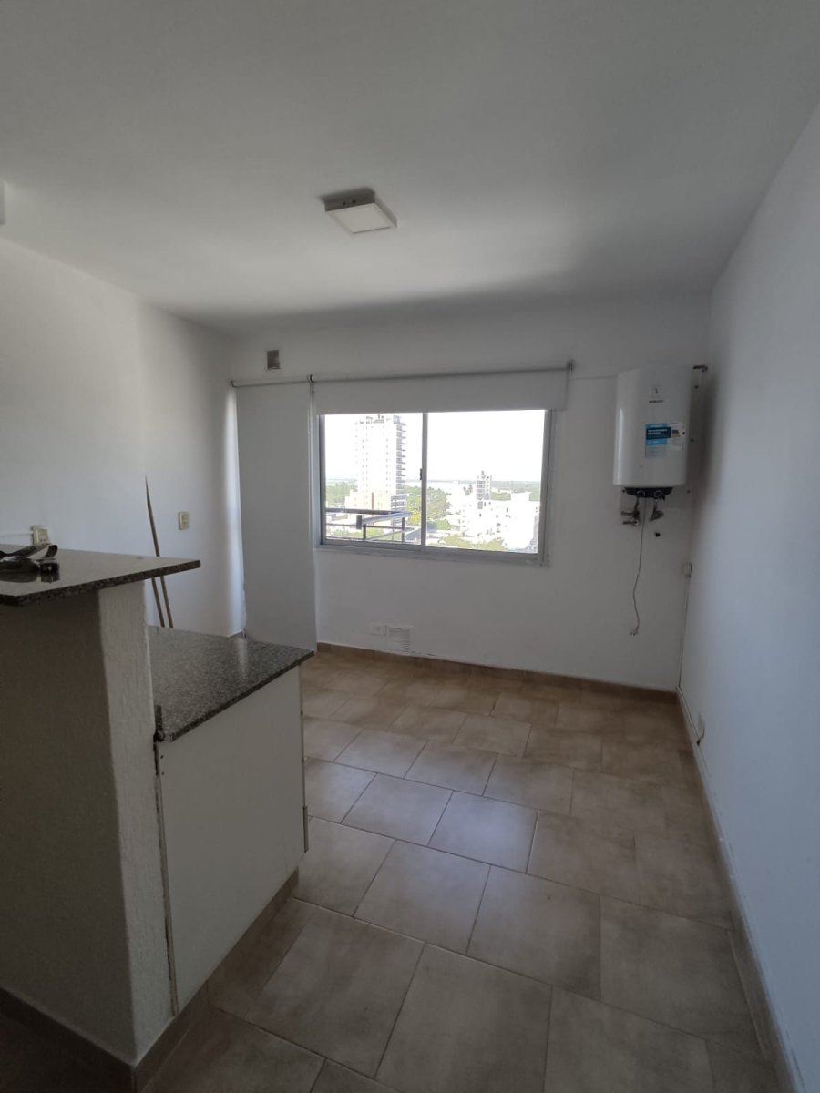 Richieri 751, piso 8vo D , San Lorenzo. — foto 3