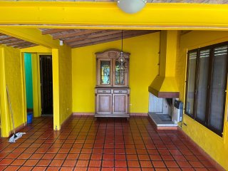 Casas - Funes - Venta