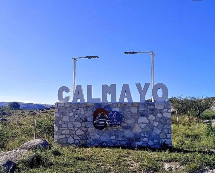 VENTA CASA CALMAYO A ORILLAS DEL ARROYO