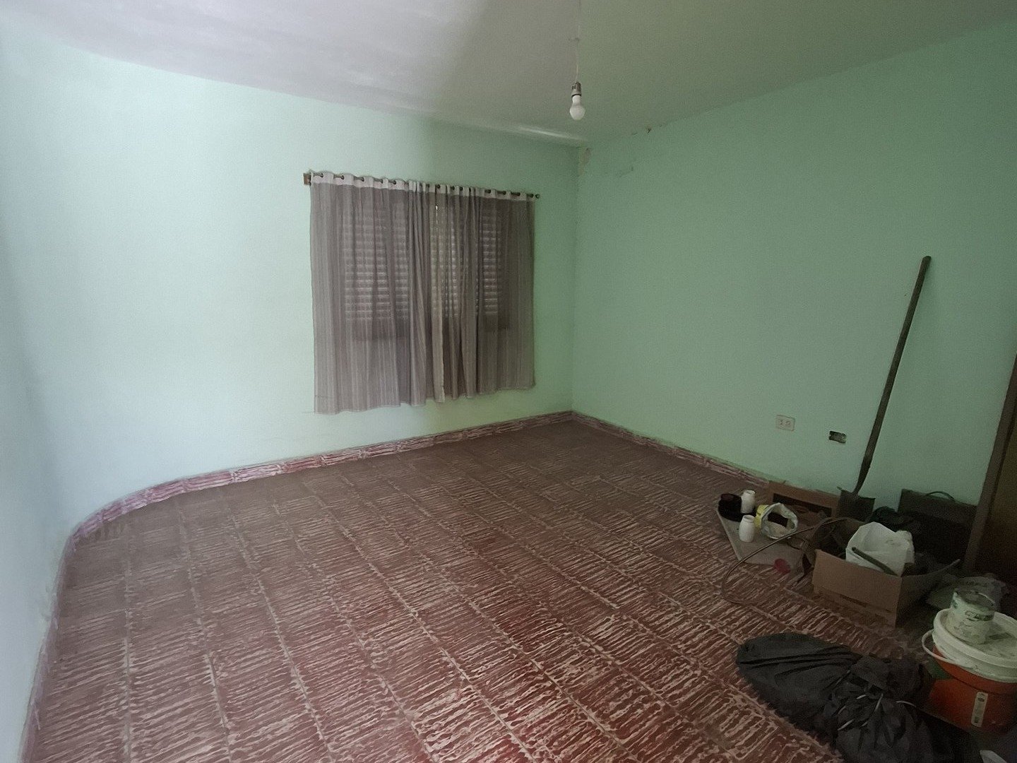 Amplia Casa Pje Miranda 3438 Altura Iriondo 2300 dos plantas 4 dormitorios, garaje, 2 baños — foto 8