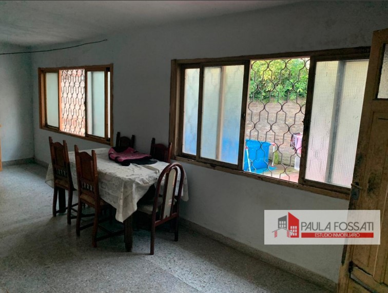 VENTA CASA A REFACCIONAR 3 AMB. VILLA TESEI - 3
