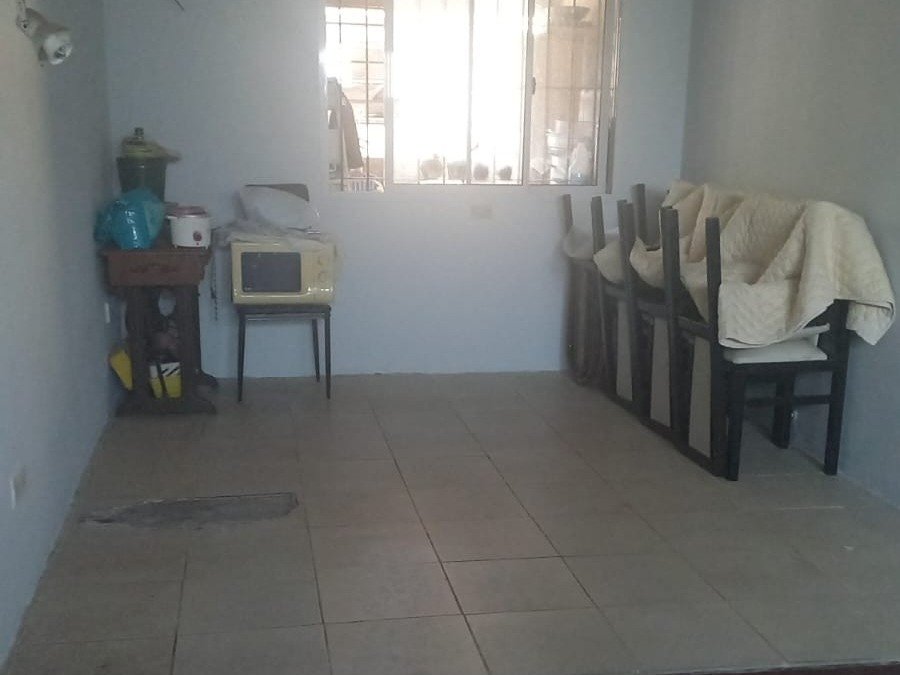 VENTA CASA A REFACCIONAR 3 AMB. VILLA TESEI - 4