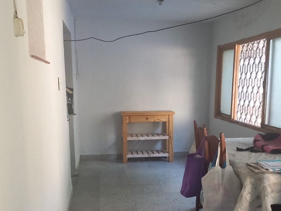 VENTA CASA A REFACCIONAR 3 AMB. VILLA TESEI - 5