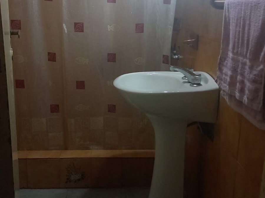 VENTA CASA A REFACCIONAR 3 AMB. VILLA TESEI - 9