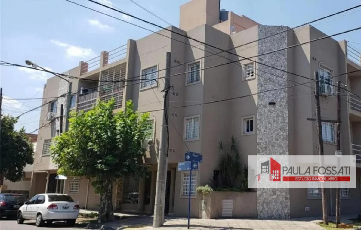 VENTA COCHERA EN RAMOS MEJIA - 2