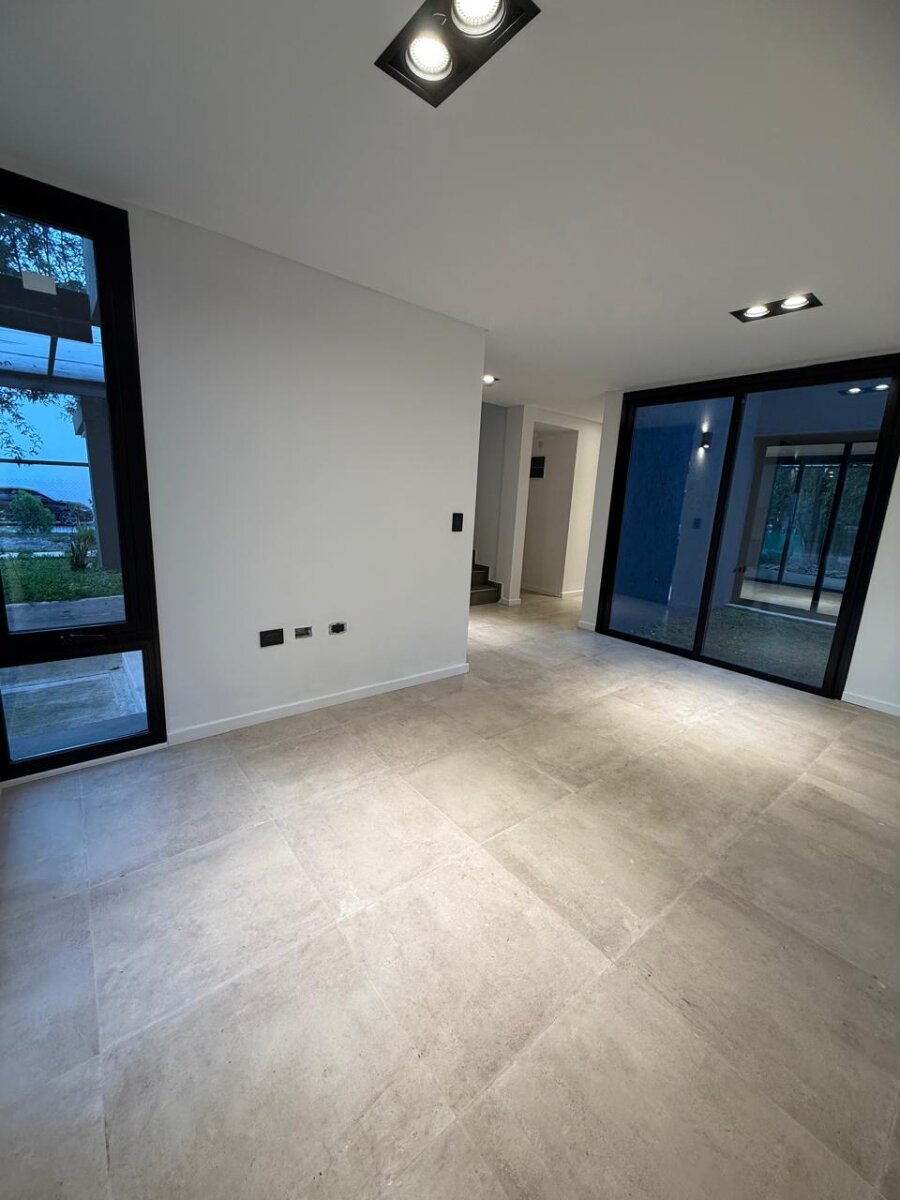 Duplex 2 Dormitorios en Villa Catalina, Río Ceballos, con Seguridad. - Imagen 44