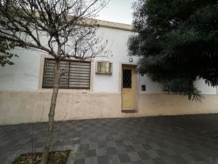 Los Pozos 2611