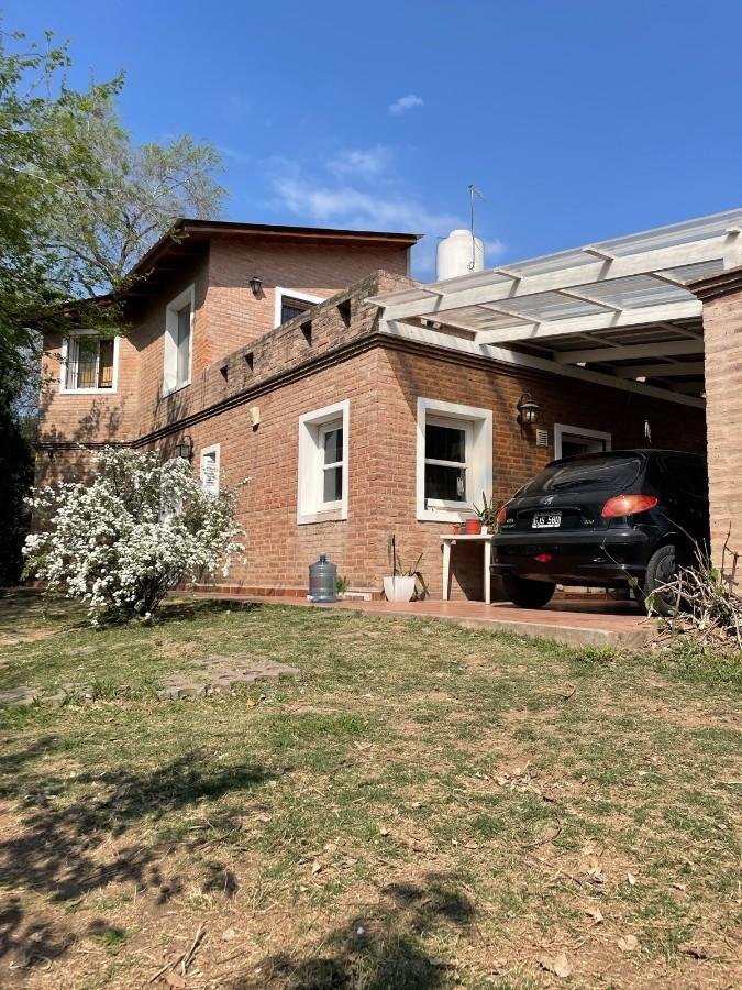 VENTA: Casa esq. Ricardo Rojas y Huayna – 4 Dorm/B* El Refugio / Recibo Auto de USD 40M
