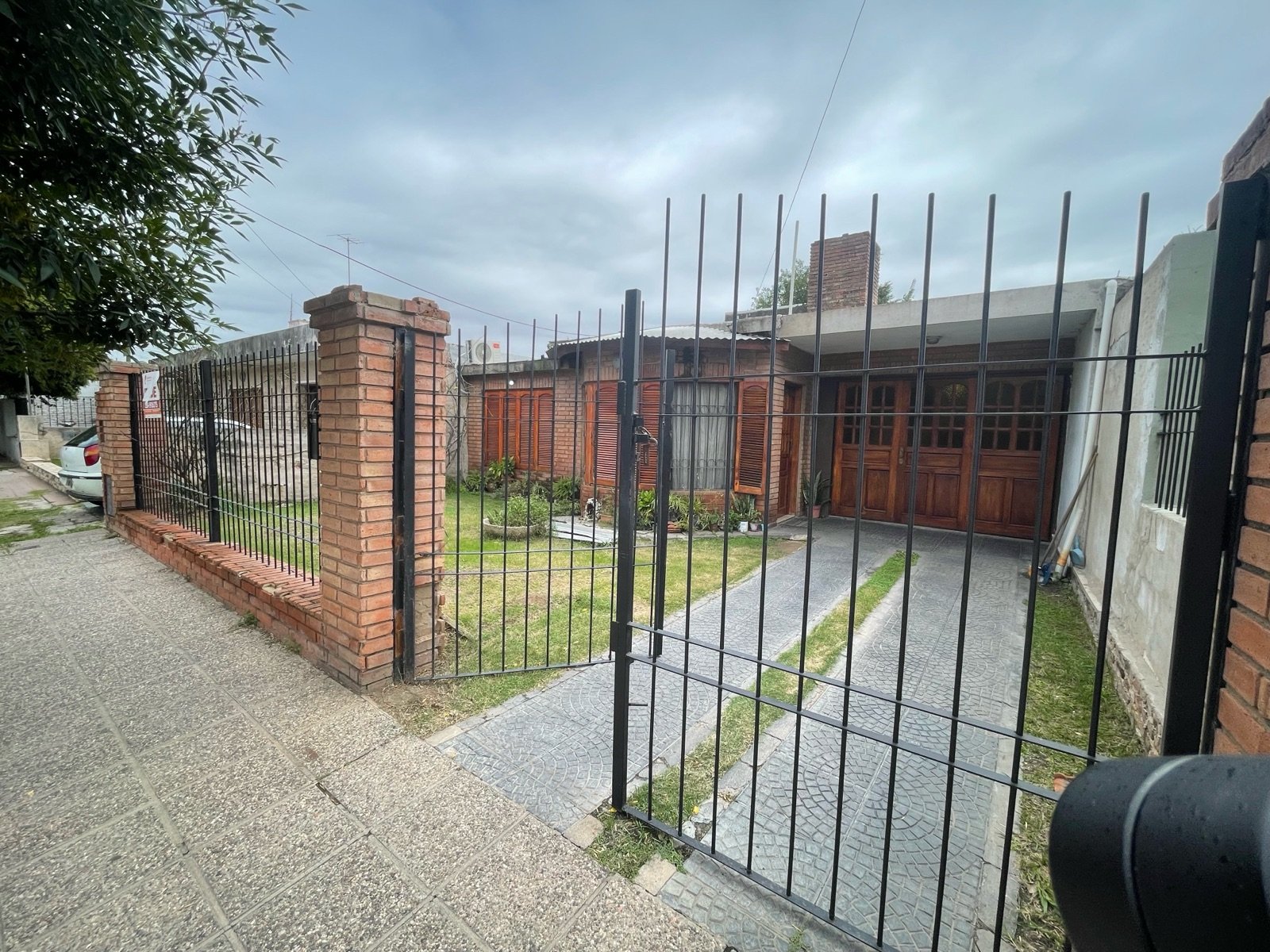 OPORTUNIDAD EN TALLERES SUD - CASA LISTA PARA HABITAR Y PERSONALIZAR - 13