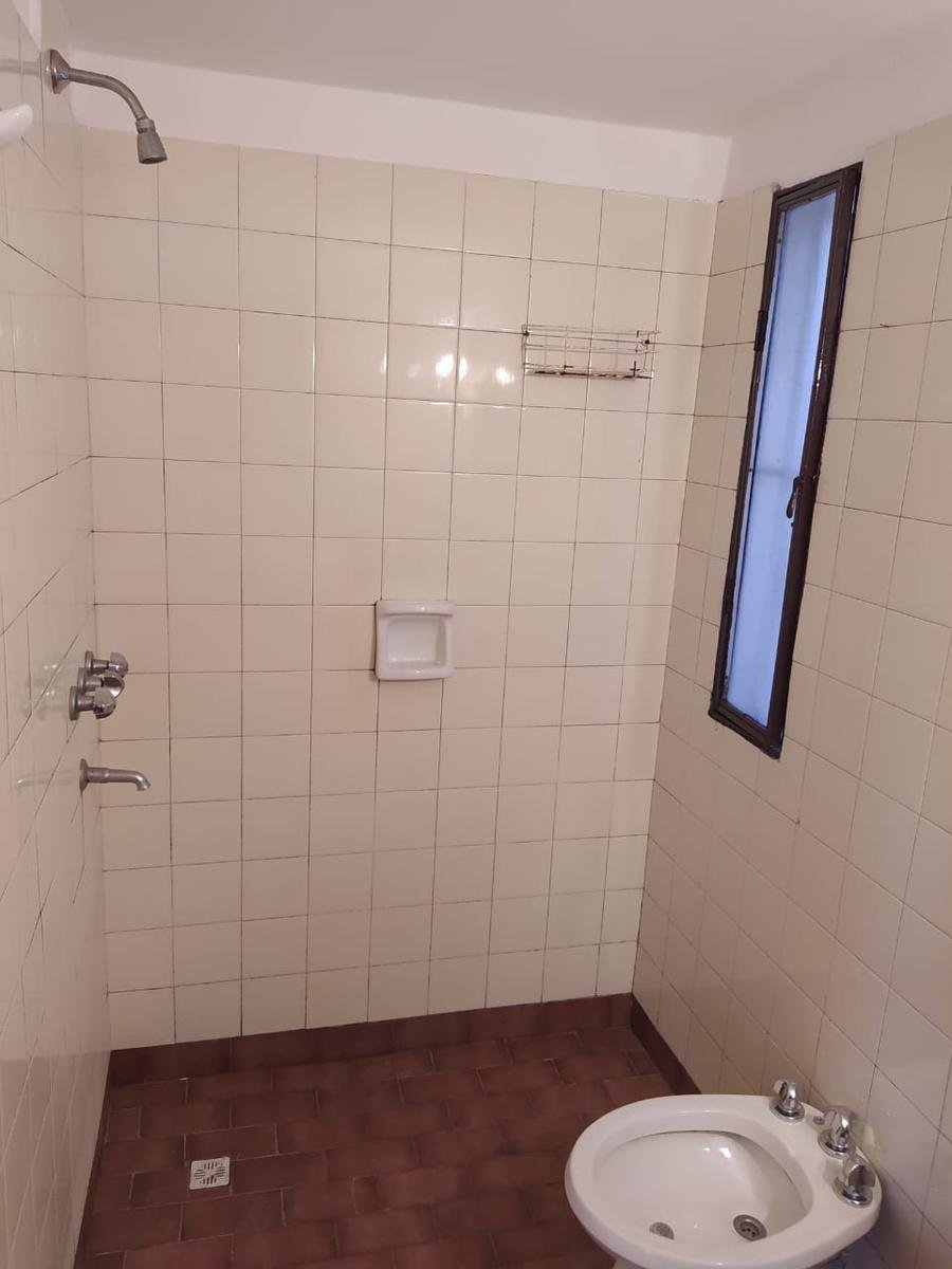 VENTA | B° General Paz | 55 m2 - Planta Baja | 1 Dor. | Patio con asador propio | Renta anual 7.5% en USD | Viví o Invertí — foto 5