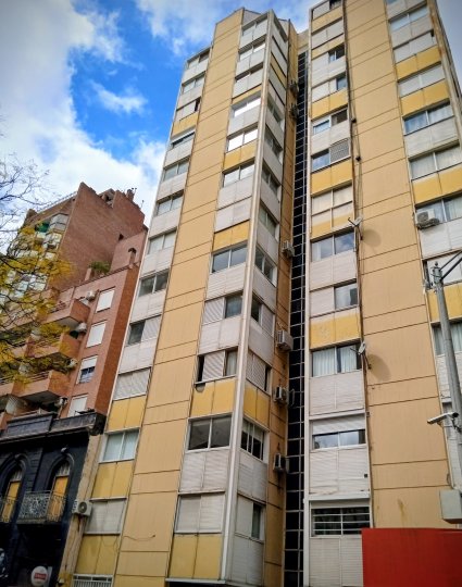 Venta de depto de 2 dormitorios Nueva Cba Bs As al 400