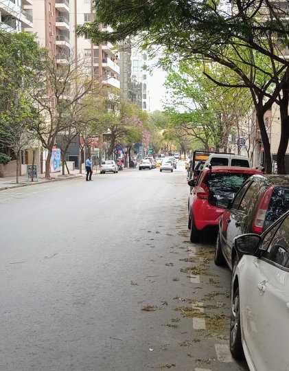 Venta de depto de 1 dorm Nueva Cba. Próximo al parque.