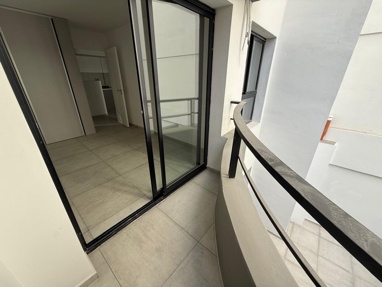 Departamento de 1 dormitorio en venta en Alberdi a estrenar - Imagen 11