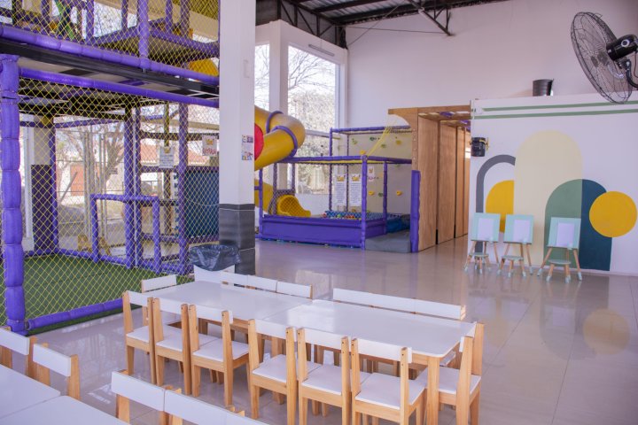 VENTA DE FONDO DE COMERCIO DE SALÓN DE FIESTAS INFANTILES VOLTERETA