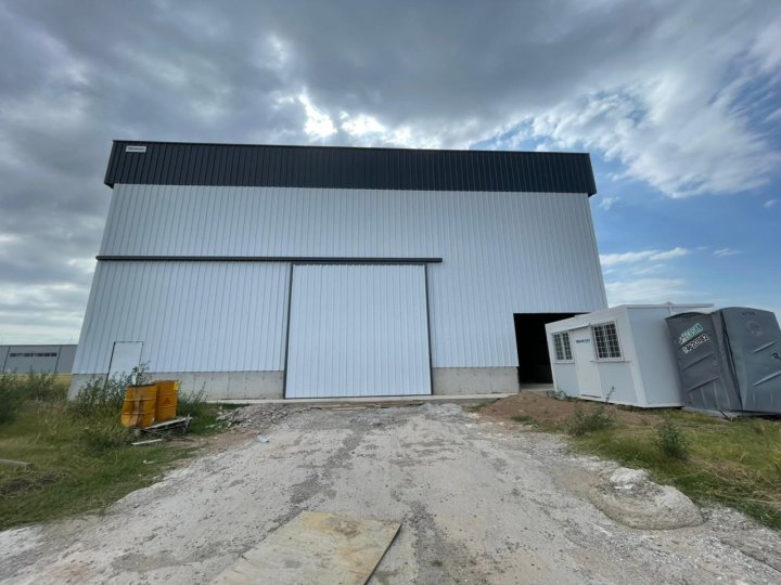 Galpones / Depósitos - Rosario - Venta