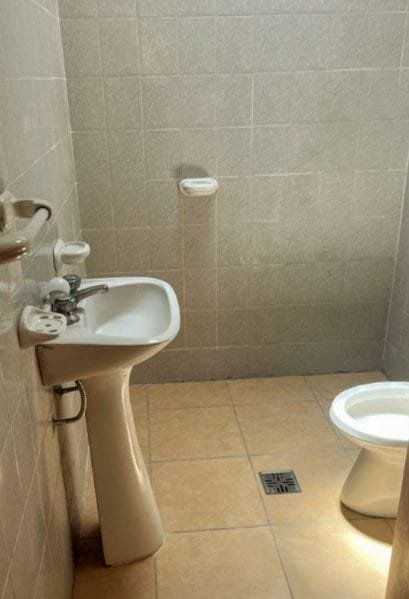 COMPLEJO DE 4 DEPARTAMENTOS !!! - Imagen 10