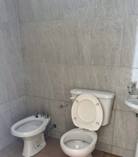 COMPLEJO DE 4 DEPARTAMENTOS !!! - Imagen 13