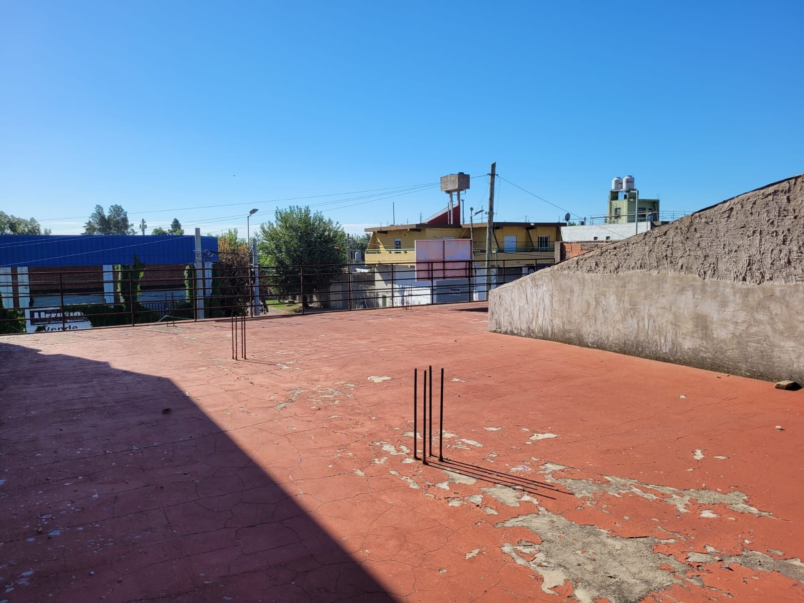Venta de Locales comerciales en Rafael Castillo.Apto crédito. — foto 11