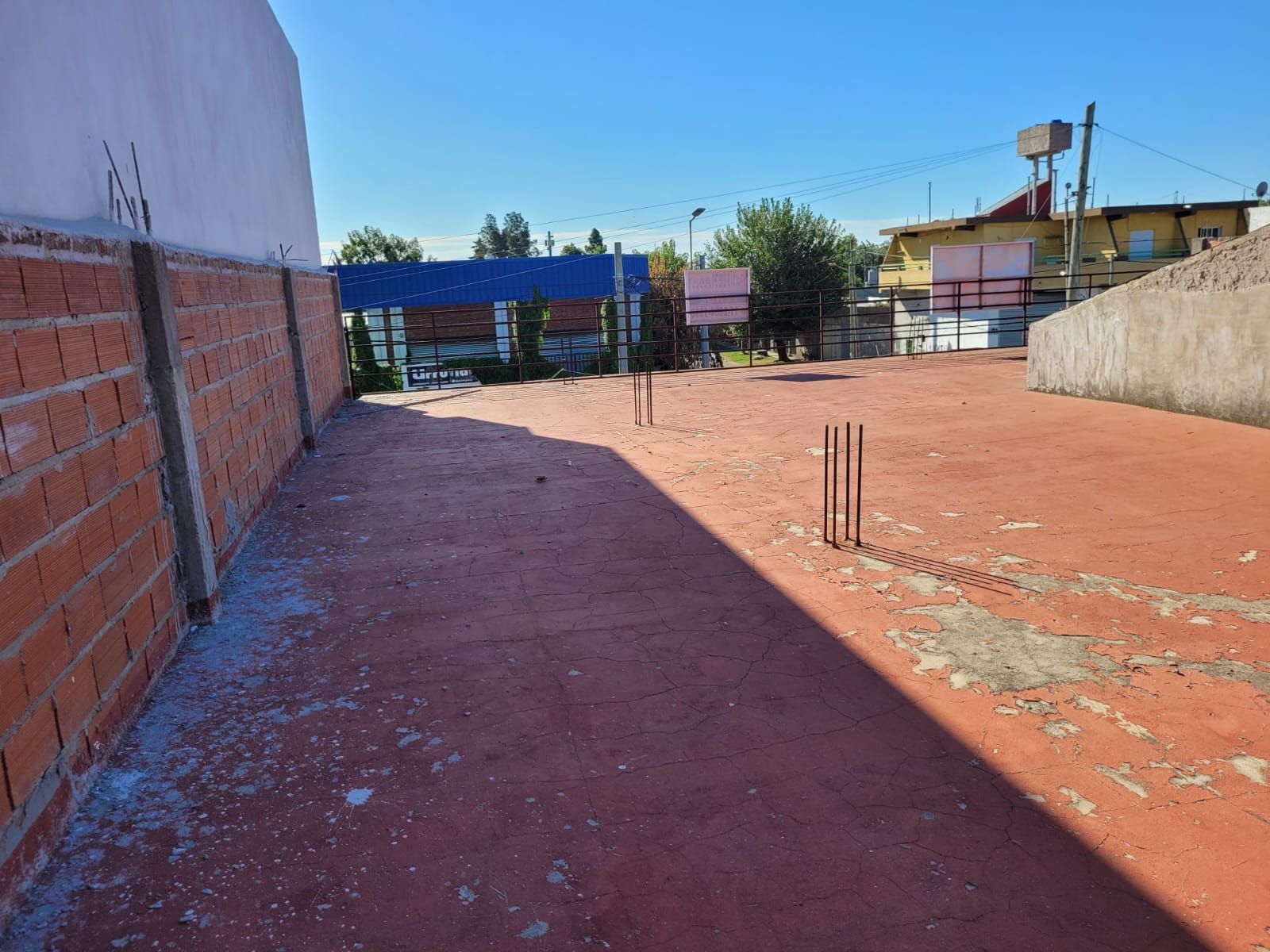 Venta de Locales comerciales en Rafael Castillo.Apto crédito. — foto 12