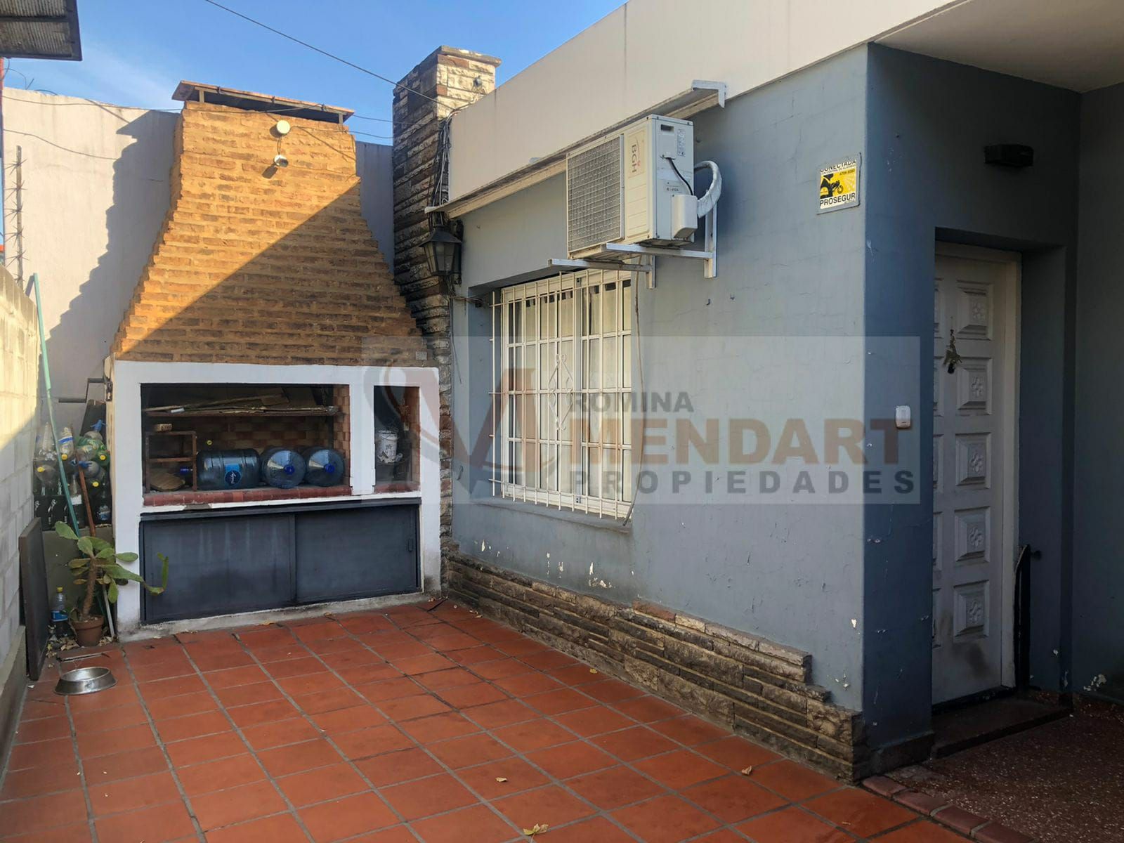 VENTA CASA 4 AMBIENTES, CASTELAR NORTE