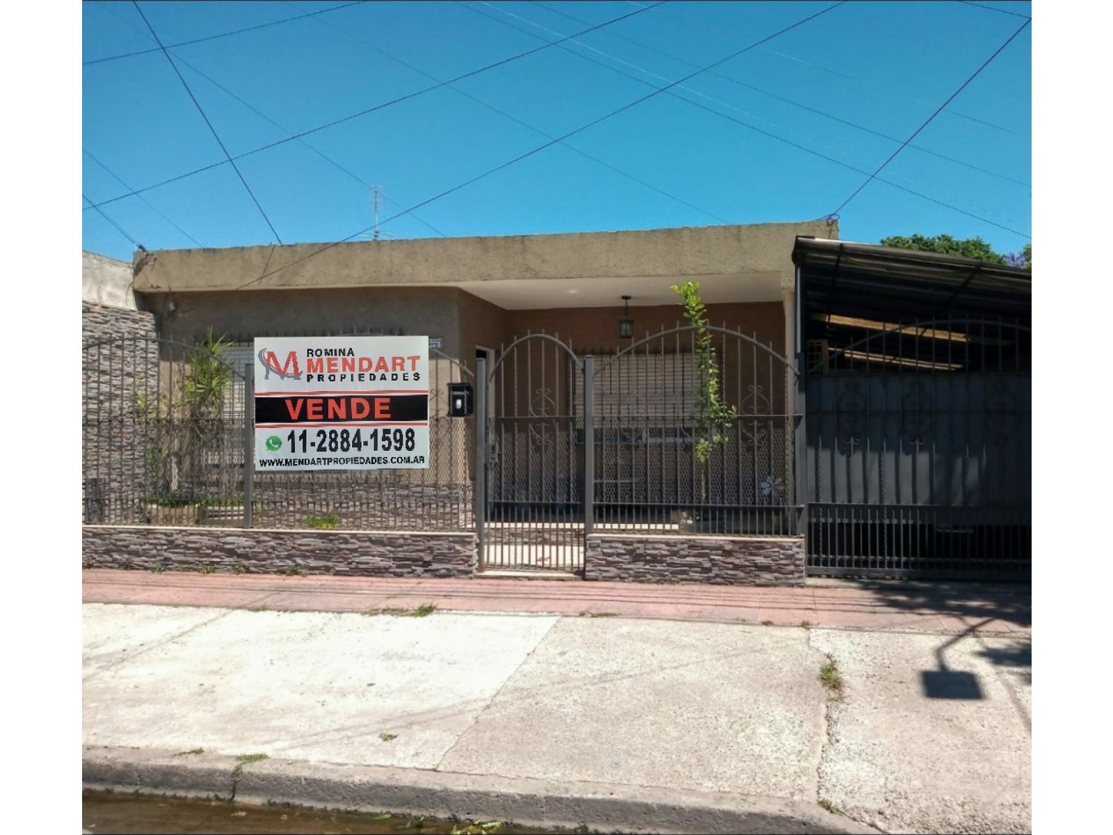Venta Casa Estilo Americano en Castelar Sur