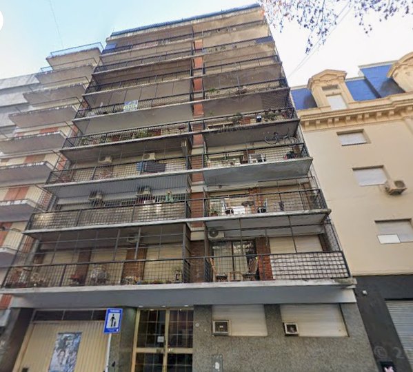 DEPTO 2 AMBIENTES,SARMIENTO AL 2.000,U$D 88.000.- ,C/COCHERA, BAULERA. — foto 2