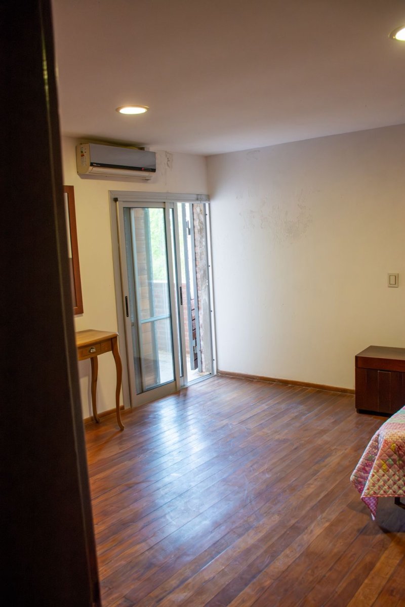 Tanti - CASA + DPTO - OPORTUNIDAD - Imagen 25