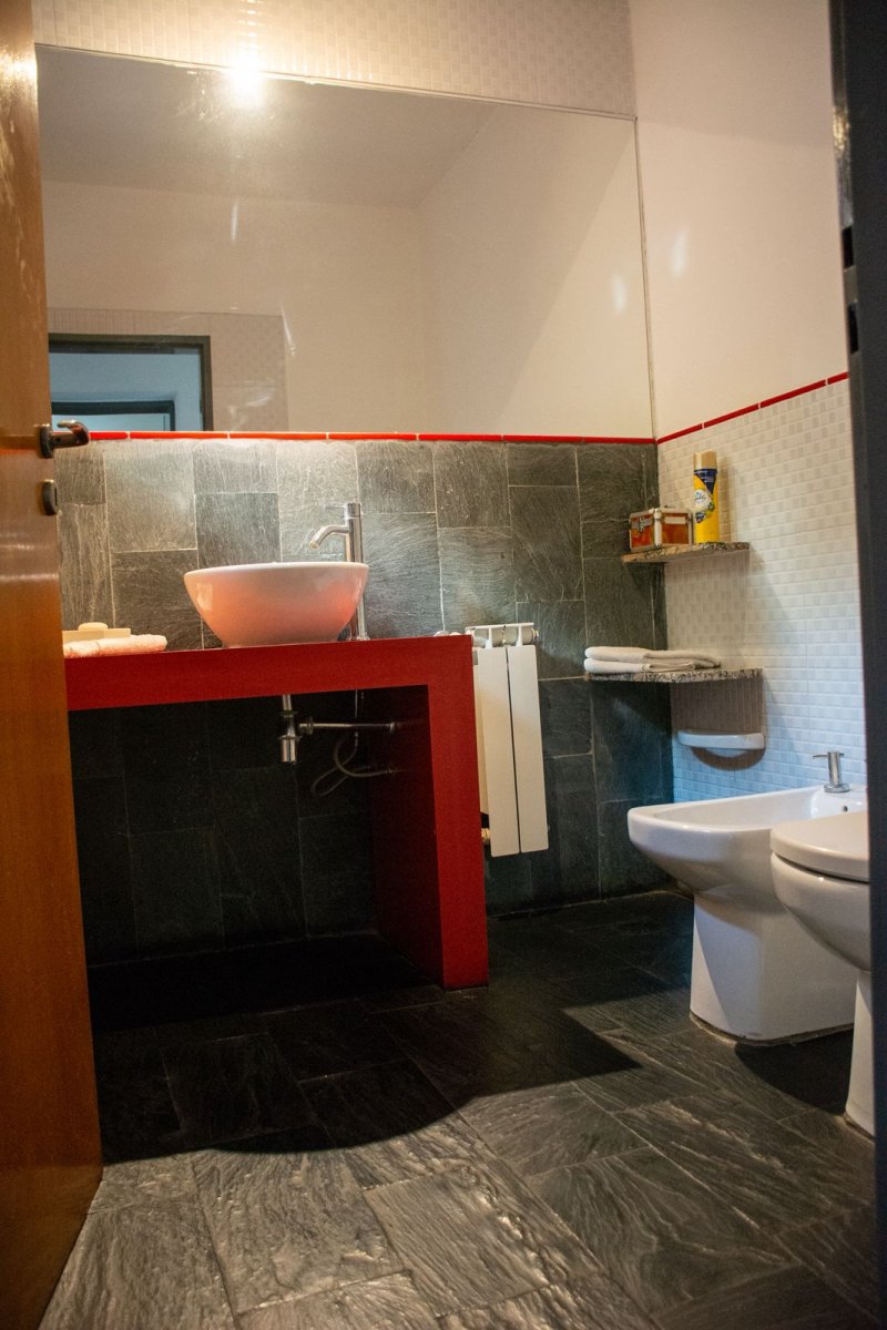 Tanti - CASA + DPTO - OPORTUNIDAD - Imagen 29