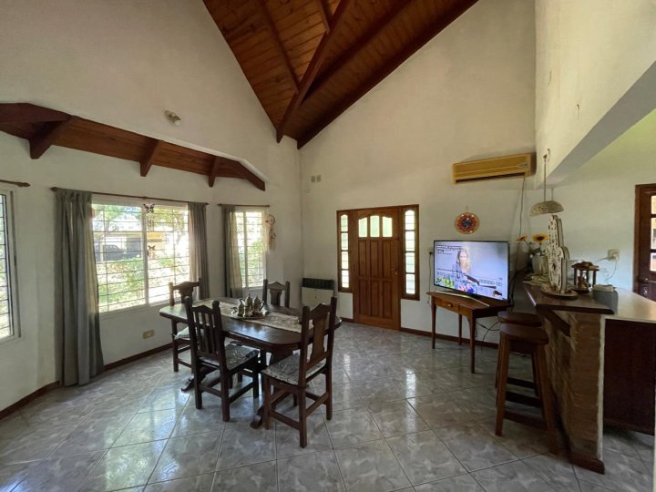 Casas - Funes - Venta