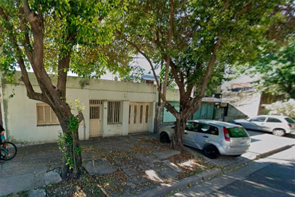 CASA 2 DORMITORIOS CON AMPLIO PATIO ALVEAR Y CDRO. RIVADAVIA — foto 10