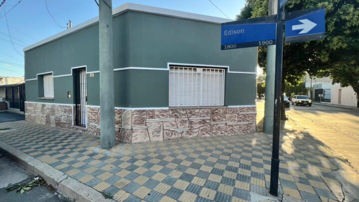 VENTA CASA 3 DORMITORIOS GRAN PATIO YOFRE NORTE