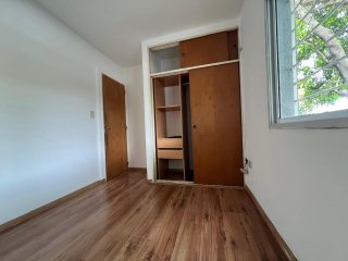 Departamentos de pasillo - Rosario - Venta