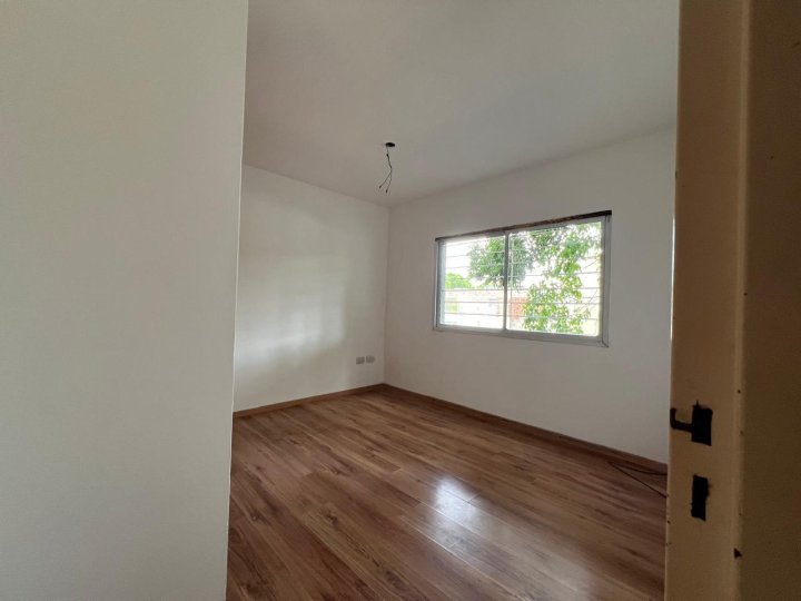 Departamentos de pasillo - Rosario - Venta