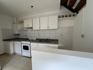 Departamentos de pasillo - Rosario - Venta