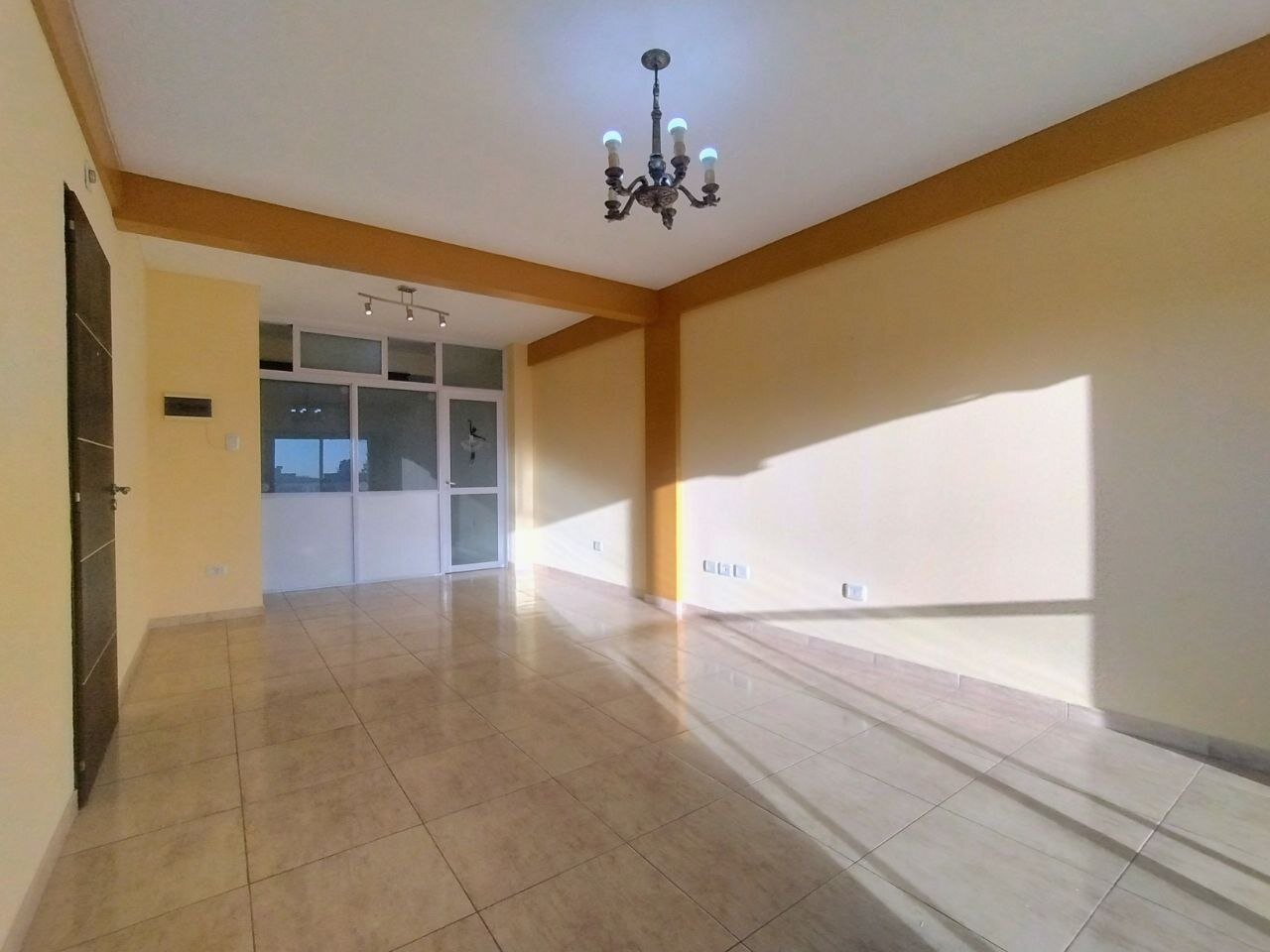 Departamento Monoambiente dividido, APTO PROFESIONAL.- Moron . — foto 11