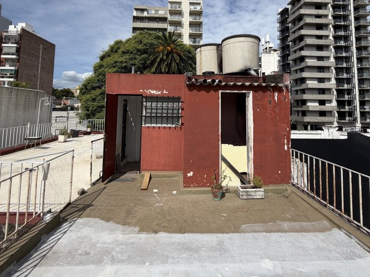 Departamentos de pasillo - Rosario - Venta